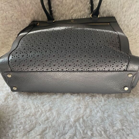 Kate Spade leather gray medium tote laser cut design gold tone hardwares. - Picture 10 of 16